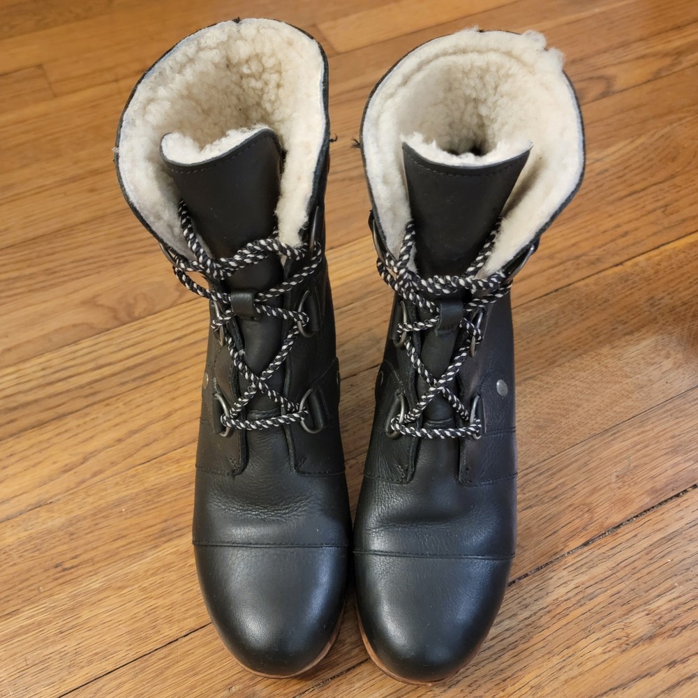 Sorel Joan of Arctic Wedge Mid Shearling Black Waterproof Boots Women's Size 9.5